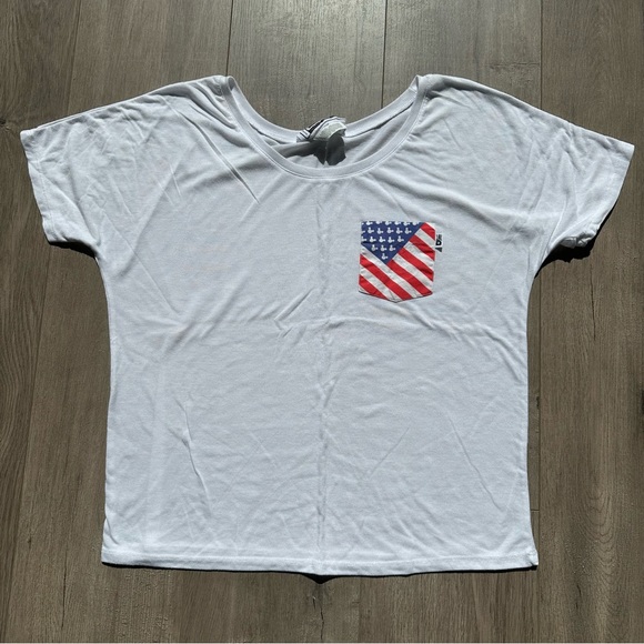 D3 tees Tops - Americana/Mickey inspired flowy t-shirt - size small